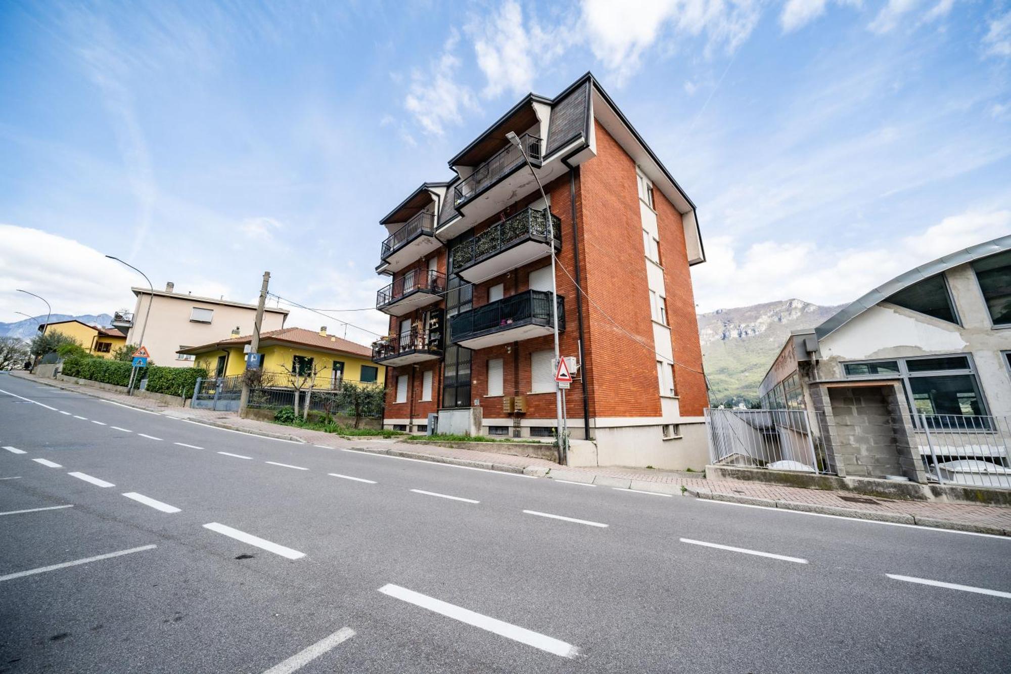 페스카테 Casa Al Lario 아파트 외부 사진